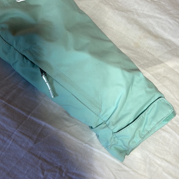 Snow jacket - Picture 4 of 6